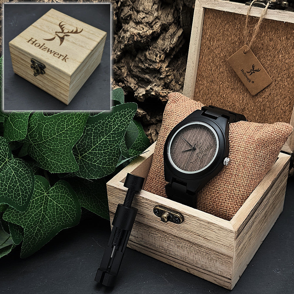 Holzwerk HIRSCHTHAL Herren-Armbanduhr aus Holz mit dunkelbraunem Gehäuse und Ziffernblatt mit Hirsch Logo in Holzwerk Verpackung