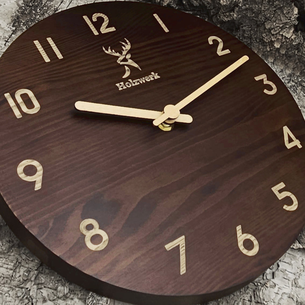 – Auswahl Holz Uhren - verschiedene Holzwerk aus große Varianten -