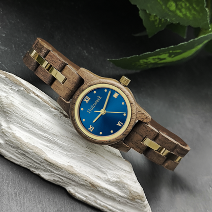 Holzwerk ELLINGEN Damen Armbanduhr aus edlem Walnussholz mit blau-goldenem Zifferblatt und römischen Ziffern, Seitenlage