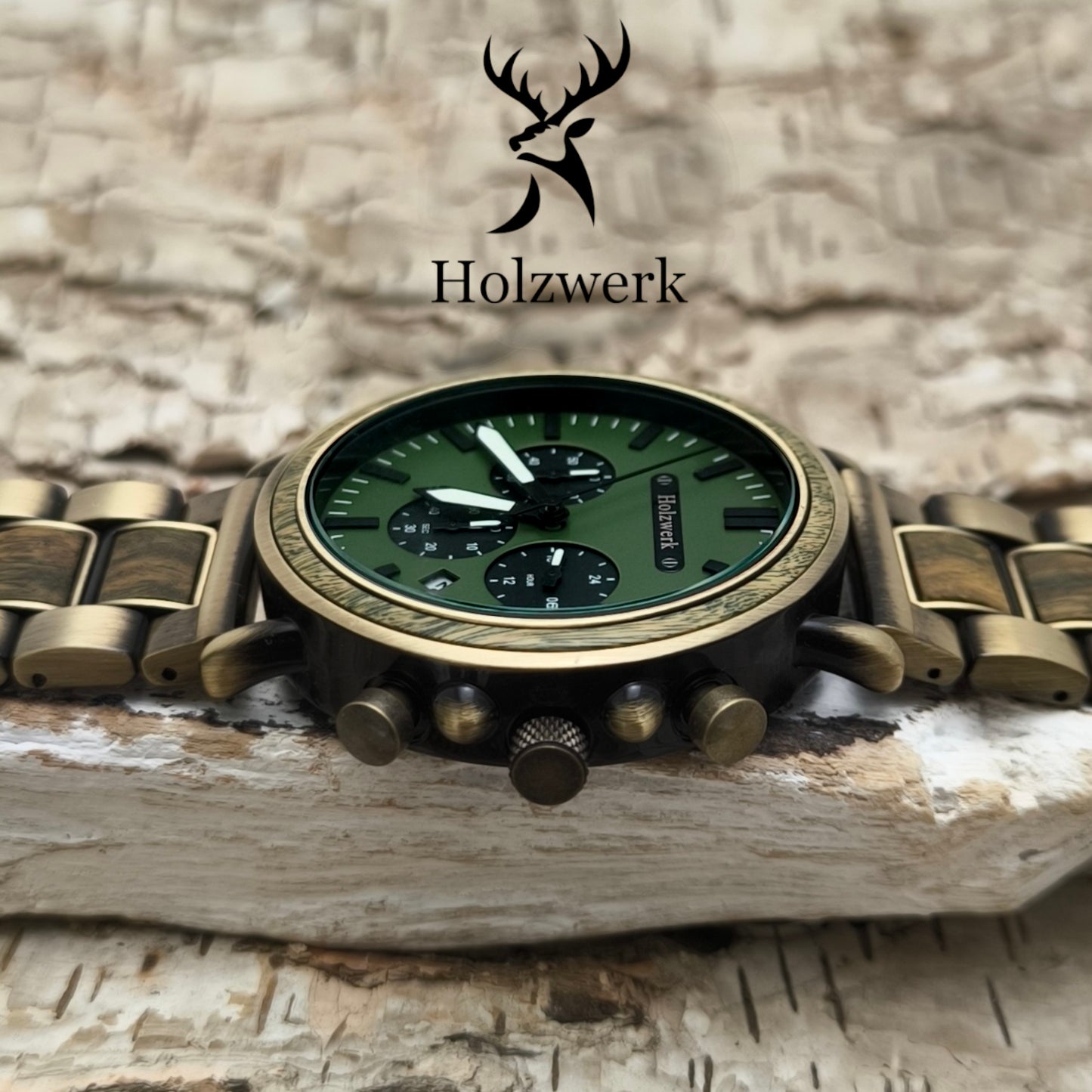 Holzwerk GIESINGEN Holz Uhr Chronograph mit Datum, Gold, Oliv Gruen, seitlich liegend