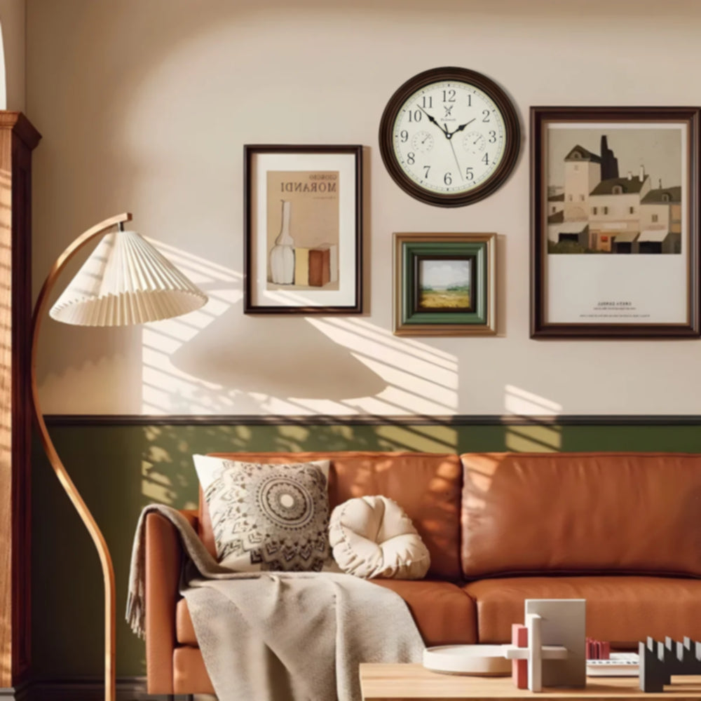 Holzwerk HORNBERG 35 cm Vintage Quarz-Wanduhr mit Temperatur- und Hygrometeranzeige im Wohnbereich