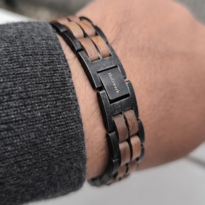 Holzwerk KRIENSEE grau-braunes Armband aus Walnussholz und Edelstahl mit Gliederkonstruktion am Handgelenk