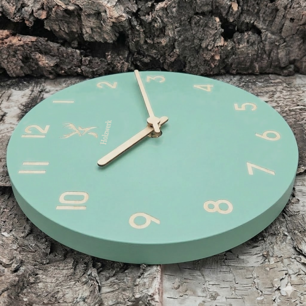 Holzwerk LIMBURG 25 cm moderne Holz-Funk Wanduhr in mintgrün aus Vollholz mit Metallzeigern, Seitenansicht links