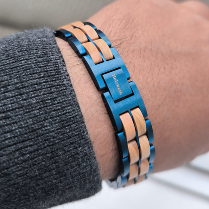 Holzwerk OBERSEE blau-beiges Holz-Armband aus Olivenholz und Edelstahl mit Gliederkonstruktion am Handgelenk