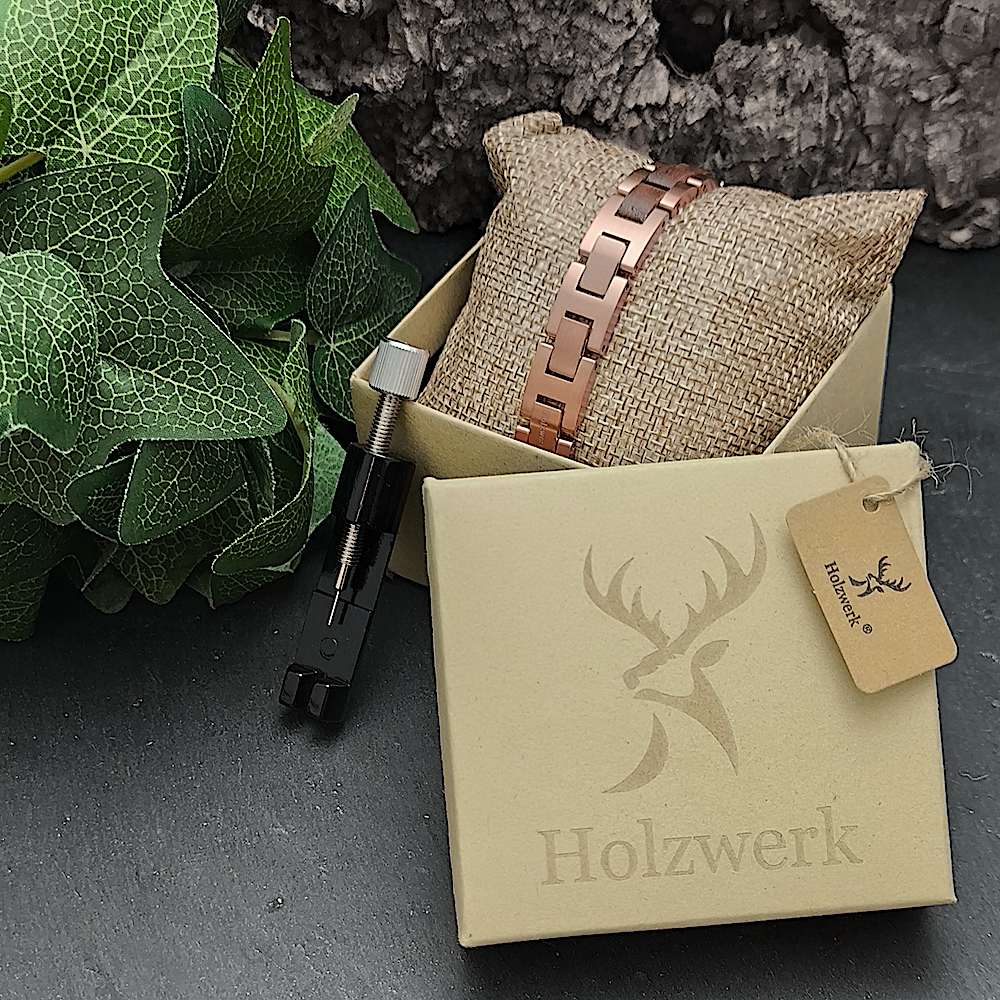 Holzwerk ROTHSEE braun-roségoldfarbenes Armband aus hochwertigem Holz und Edelstahl, Aufnahme der Holzwerk Verpackung 