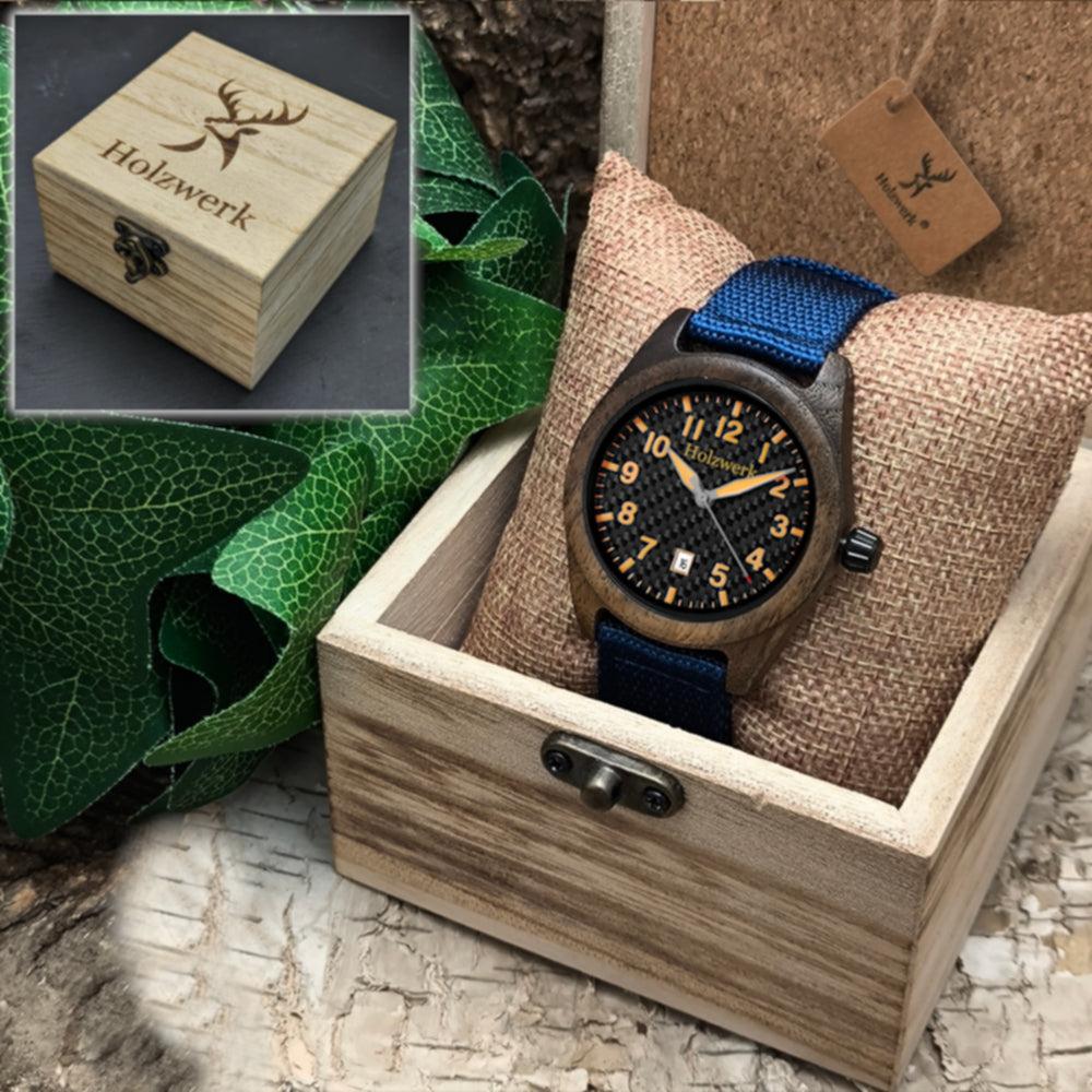Holzwerk SYLT Unisex Quarzuhr aus Holz mit  blauem Textil-Nylonarmband, Detailaufnahme der Holzwerk Originalverpackung