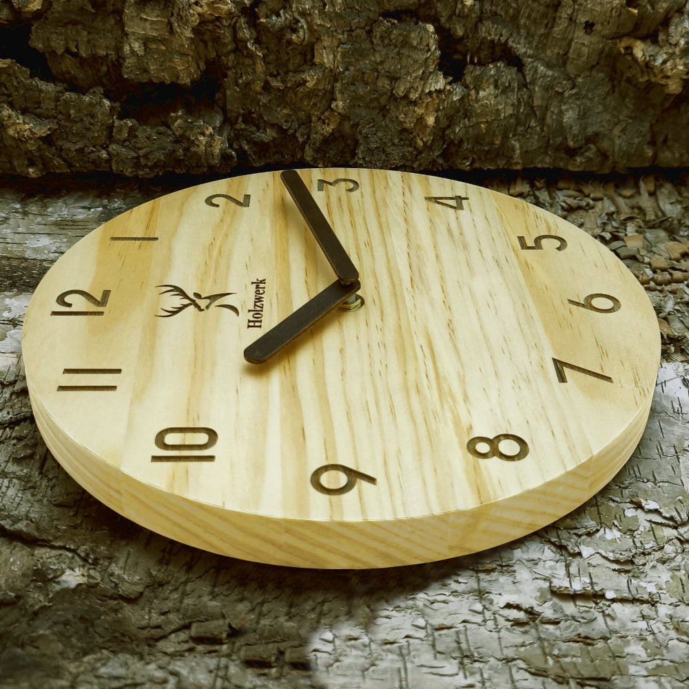 Holzwerk WEILBURG Designer Holz Wanduhr ohne Tick-Geräusche, Moderne Loft Stil Quarz Wand Uhr, 25 cm Durchmesser, beige, braun, links liegend